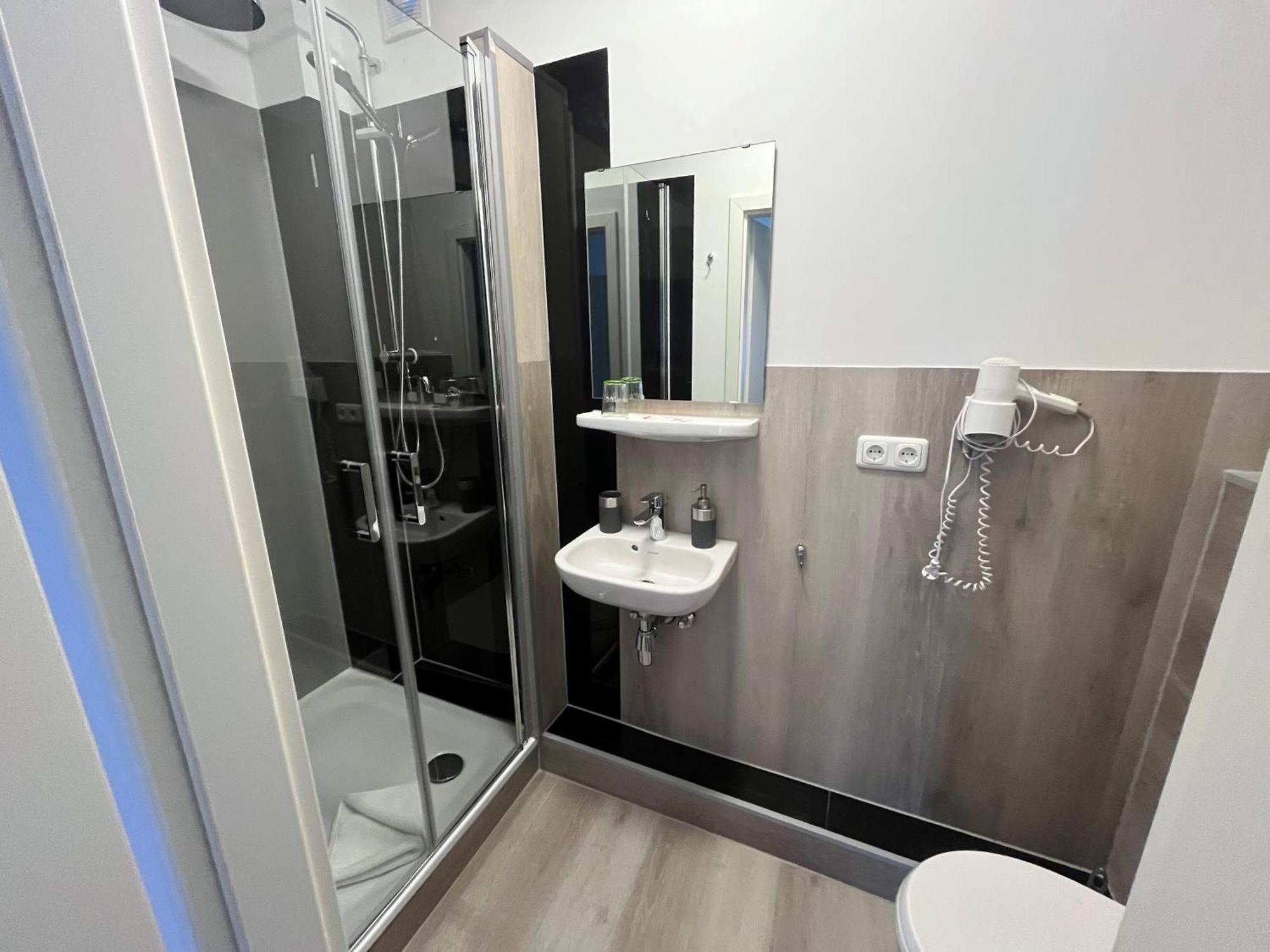 Pension Donau Hannover Exterior photo