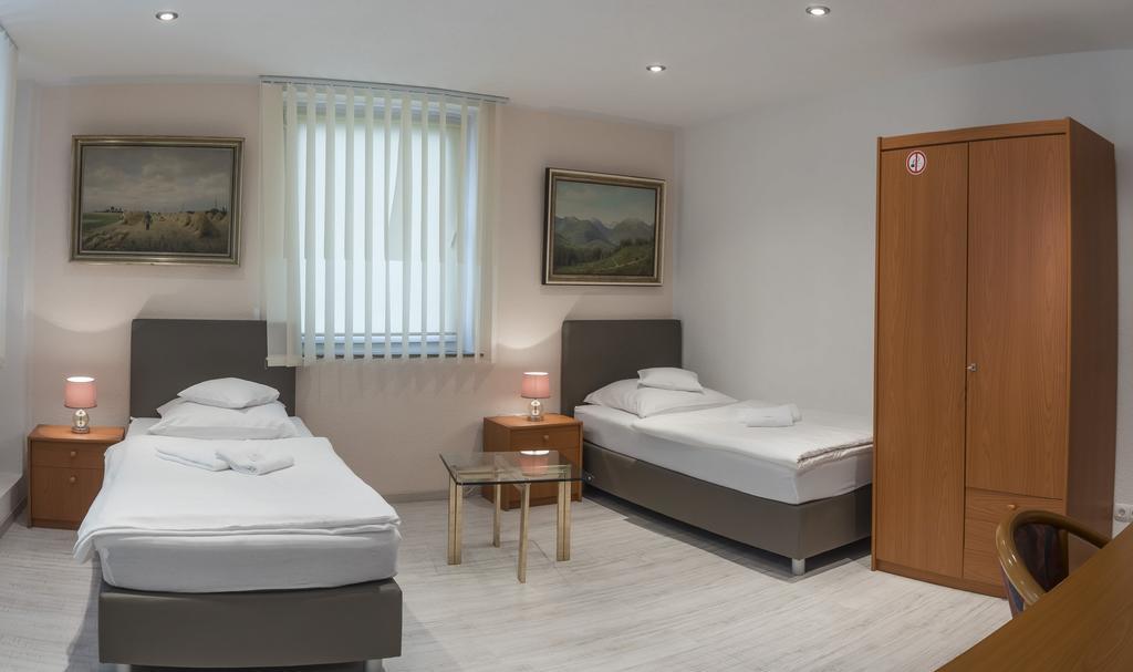 Pension Donau Hannover Exterior photo